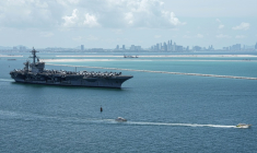US nuclear-powered aircraft carrier USS Abraham Lincoln (CVN-72) departs Laem Chabang Port, near the city of Pattaya on September 6, 2026. Thousands of US sailors aboard an aircraft carrier departed from Thailand on September 6, AFP journalists said, concluding its first port call following reports of deteriorating living conditions on board after nine months at sea. ( AFP / Chanakarn LAOSARAKHAM )