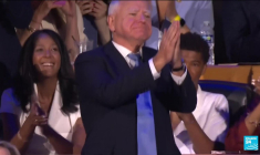 Investiture démocrate : Kamala Harris promet "d'être la candidate de tous les Américains"