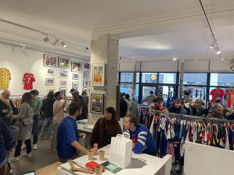 On ouvre notre boutique de Noël le 12 décembre avec TrashTalk !