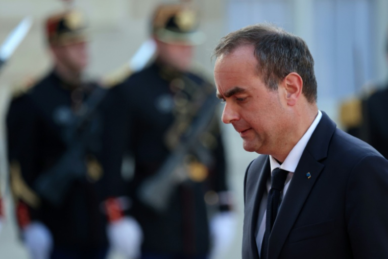 Le Premier ministre Sébastien Lecornu à Paris le 28 mai 2026 ( AFP / Ludovic MARIN )