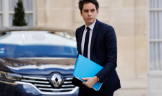 Le ministre des Comptes publics Gabriel Attal le 27 mars à Paris. ( AFP / LUDOVIC MARIN )