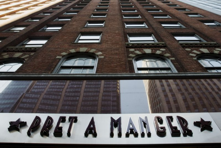 PRET A MANGER PRÉVOIT DE SUPPRIMER ENCORE 400 POSTES AU ROYAUME-UNI