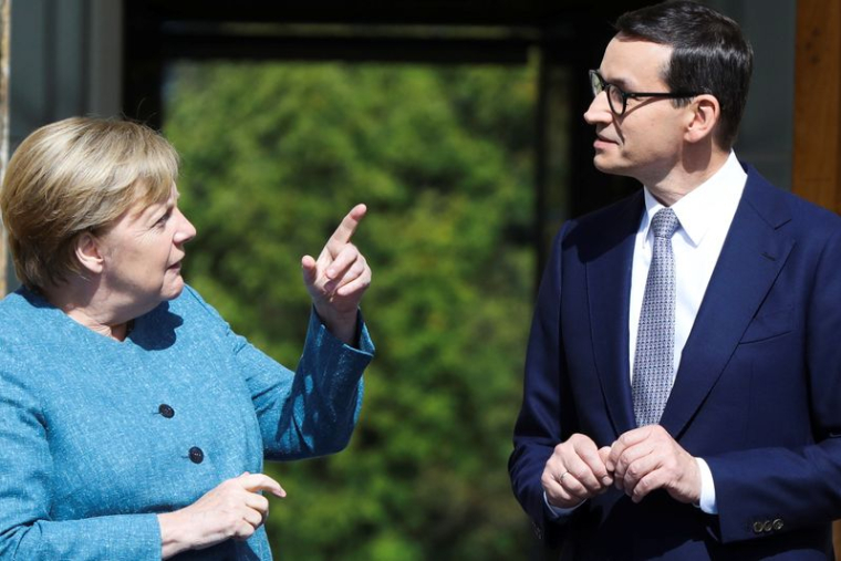 MERKEL TENTE D'APAISER LES CRAINTES RELATIVES À NORD STREAM 2