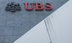 Logo de UBS sur un bâtiment à Lucerne