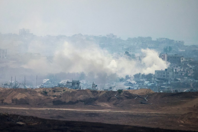 Après une frappe israélienne contre la bande de Gaza, le 8 juin 2025 ( AFP / Menahem KAHANA )
