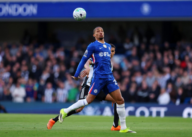 Pendant ce temps-là, João Pedro est récompensé à Chelsea