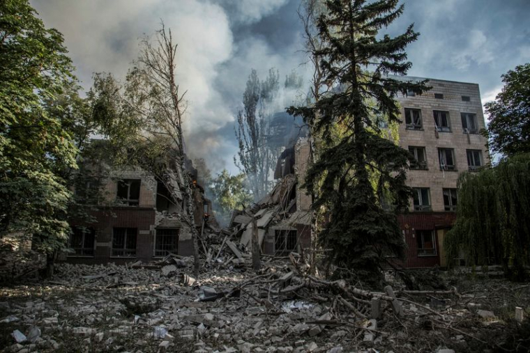 UKRAINE: LES AUTORITÉS DEMANDENT AUX CIVILS D'ÉVACUER DE TOUTE URGENCE LA VILLE DE LISICHANSK