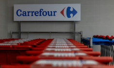 La CFDT, qui contestait le passage en location-gérance de nombreux magasins Carrefour et dénonçait un "plan social déguisé", a été déboutée de l'ensemble de ses demandes par le tribunal judiciaire d'Evry ( AFP / Wojtek RADWANSKI )