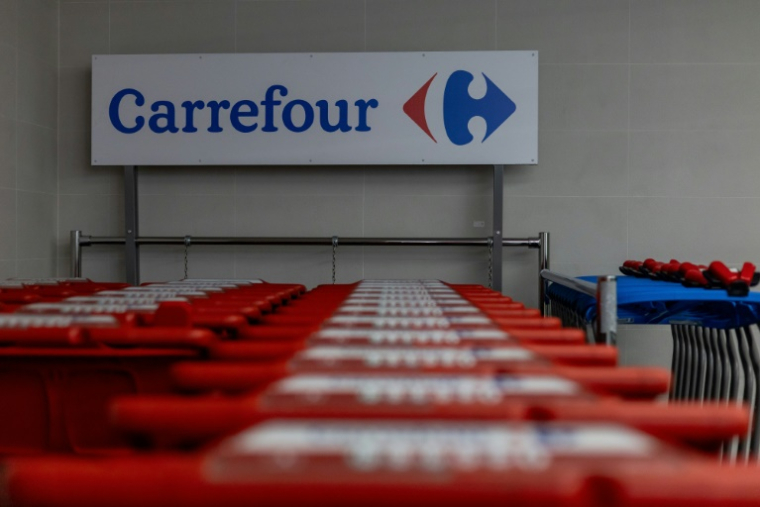 La CFDT, qui contestait le passage en location-gérance de nombreux magasins Carrefour et dénonçait un "plan social déguisé", a été déboutée de l'ensemble de ses demandes par le tribunal judiciaire d'Evry ( AFP / Wojtek RADWANSKI )