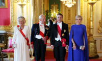 De gauche à droite la reine Camilla, le roi Charles III, le président Emmanuel Macron et son épouse Brigitte Macron, à Windsor le 8 juillet 2025 ( POOL / Ludovic MARIN )