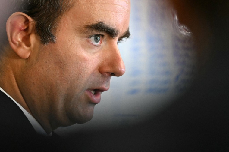 Sébastien Lecornu, à L'Hay-les-Roses, le 11 octobre 2025 ( POOL / MARTIN LELIEVRE )