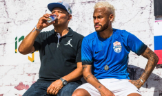 Neymar Senior : « Personne ne peut effacer ce qu'on a fait pour le PSG »