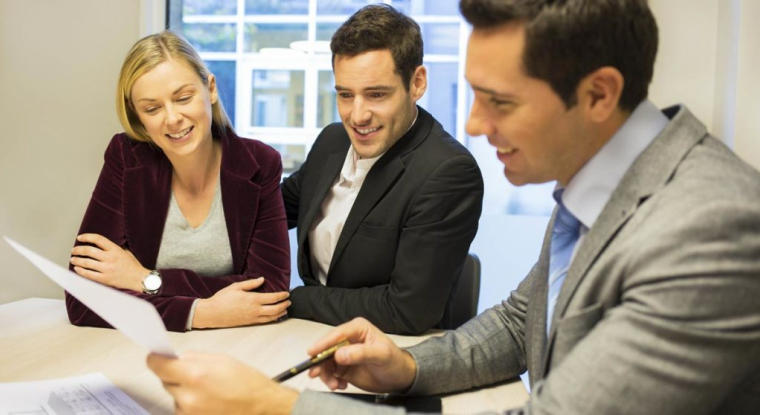 Votre banquier ne peut pas exiger une domiciliation bancaire suite à un prêt. (© Fotolia)