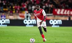 Wilfried Singo met les voiles