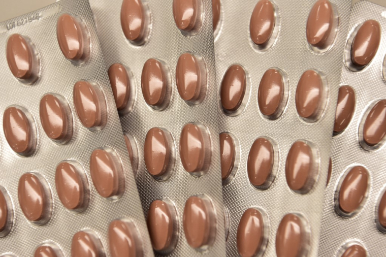 ( AFP / CHRISTOPHE ARCHAMBAULT )