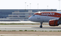 EASYJET PRÊT À EXPLOITER 90% DE SA FLOTTE MALGRÉ DES DOUTES SUR L'ÉTÉ