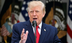 Le président américain Donald Trump à la Maison Blanche, le 15 octobre 2026 à Washington ( AFP / Jim WATSON )