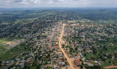 Vue aérienne de la localité de Komanda, dans la province de l'Ituri, dans l'est de la RD Congo, le 30 août 2023 ( AFP / GLODY MURHABAZI )