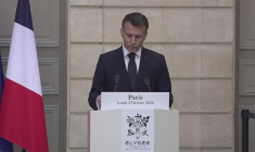 Ukraine: Macron appelle l'UE à "avancer" pour adopter les nouvelles sanctions contre la Russie