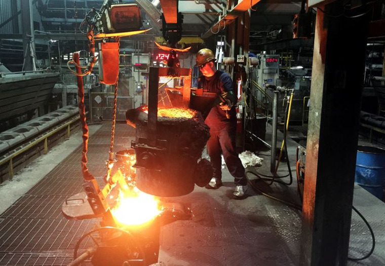 Une chaîne de production de fonderie, dans l'Indiana