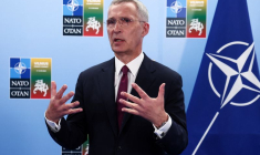 Le secrétaire général de l’Otan, Jens Stoltenberg, prenant la parole lors d’un sommet des dirigeants des pays membres de l’Otan