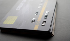 Être multibancarisé, c’est profiter des avantages de chaque banque: services spécialisés, meilleure gestion des dépenses...