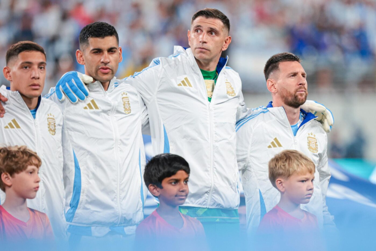 « Toujours parler avec le football », la réaction de Messi après Argentine-Brésil