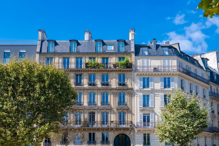 L’achat en nue-propriété d’un bien : un investissement immobilier serein et rentable en ville, comme en périphérie.