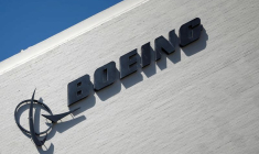 BOEING RÉDUIT SA PRODUCTION, LA PANDÉMIE PÈSE SUR LES VENTES AU 2E TRIMESTRE