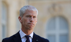 FRANCE: RIESTER DIT ÊTRE POSITIF AU COVID-19, SE PLACER À L'ISOLEMENT