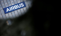 LA LIQUIDITÉ EST DISPONIBLE POUR AUGMENTER LA PRODUCTION, DIT LE PATRON D'AIRBUS AUX FOURNISSEURS