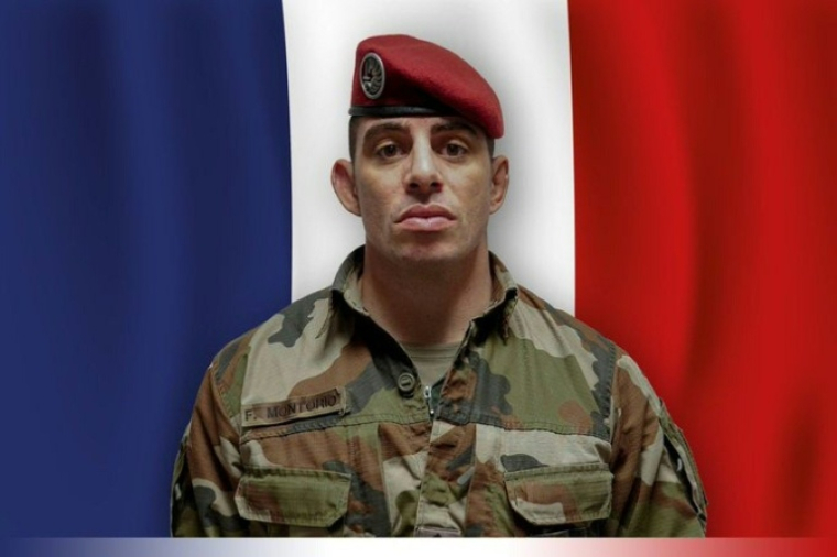 Le sergent-chef Florian Montorio, rattaché au 17e régiment du génie parachutiste de Montauban, dans le sud-ouest de la France, a été tué samedi dans le Sud du Liban, dans une embuscade contre des Casques bleus ( @Armee_Gouv (X account of France's Defence Ministry) / Handout )