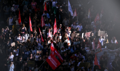 Manifestation lycéenne à Bordeaux, le 15 octobre 2026  ( AFP / Christophe ARCHAMBAULT )