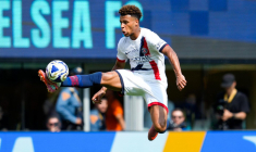 Booba continue ses sons sur le PSG avec une ode à Désiré Doué