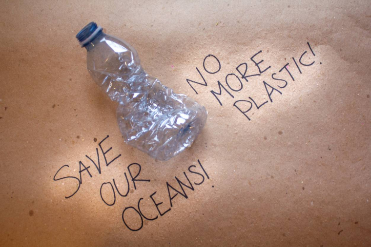 NoPlasticInMySea-iStock-Fly View Productions