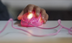 ( AFP / ROBYN BECK )