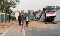 Images des dégâts après des frappes près de l'hôpital européen de Khan Younès