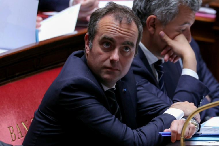 Le Premier ministre français Sébastien Lecornu assiste à une séance de questions au gouvernement à l'Assemblée nationale, à Paris, le 13 mai 2026 ( AFP / Thomas SAMSON )