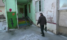 Un retraité ukrainien, dernier habitant d'un immeuble de Kharkiv sous les frappes russes