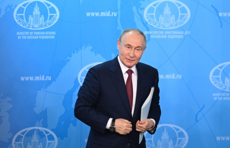 Vladimir Poutine à Moscou, en Russie, le 14 juin 2024. ( AFP / NATALIA KOLESNIKOVA )