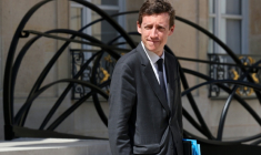 Le ministre de l'Education Edouard Geffray à Paris le 24 juin 2026 ( AFP / MEHDI FEDOUACH )