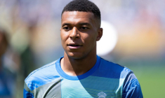 Les précisions du clan Mbappé après les révélations du Canard Enchaîné