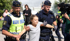 L'activiste pour le climat Greta Thunberg lors d'une nouvelle action climatique à Oljehamnen, à Malmö