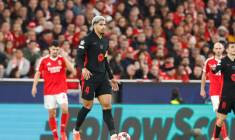 Ronald Araujo prolonge avec le Barça