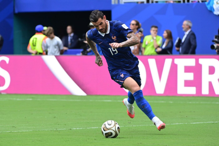 Théo Hernandez bientôt de retour en Europe ?