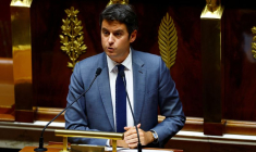 L'ancien Premier ministre français Gabriel Attal prononce un discours à l'Assemblée nationale