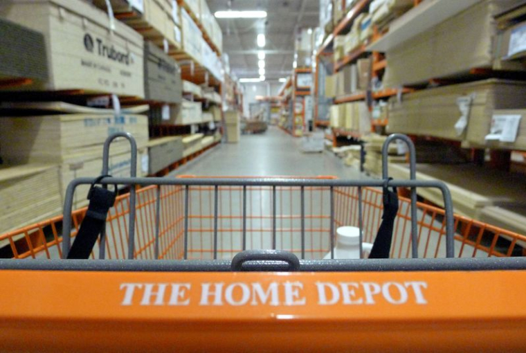 Un entrepôt Home Depot à Niles, dans l'Illinois