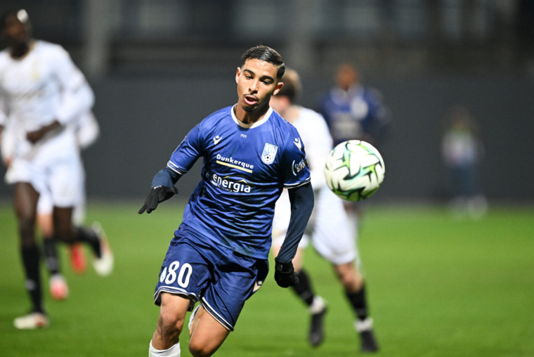 Dunkerque se console en breakant Guingamp
