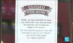 Royaume-Uni : un après le premier confinement, le pays rend hommage aux morts du Covid-19