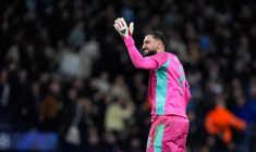 Un bijou de Cherki et une bourde de Donnarumma : début de match fou entre Manchester City et Arsenal